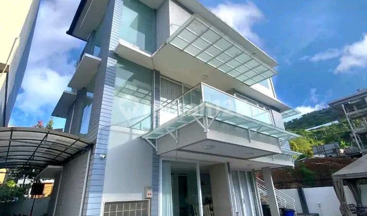 Ready-to-live House Plus Private Swimming Pool in Dago Pakar resort