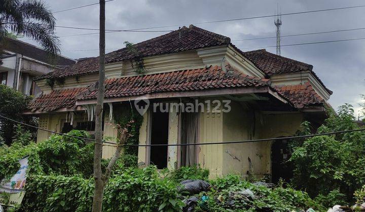 Rumah Lama Hitung Tanah di Sayap Riau, Bandung 1