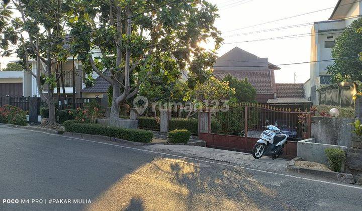 Rumah Terawat Dan Asri Gegerkalong dekat Gerbang Komplek Pondok Hijau 2