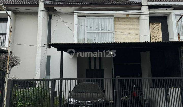 Rumah 2 Lantai Bagus di Batununggal Indah, Bandung 1