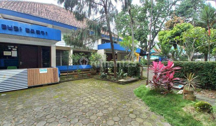 rumah lama hitung tanah di sayap gatot subroto dekat alun-alun bandung,cocok untuk usaha 2