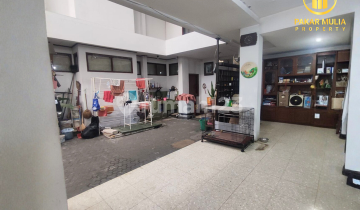 Riau Wing House is suitable for Residence or Office. 2