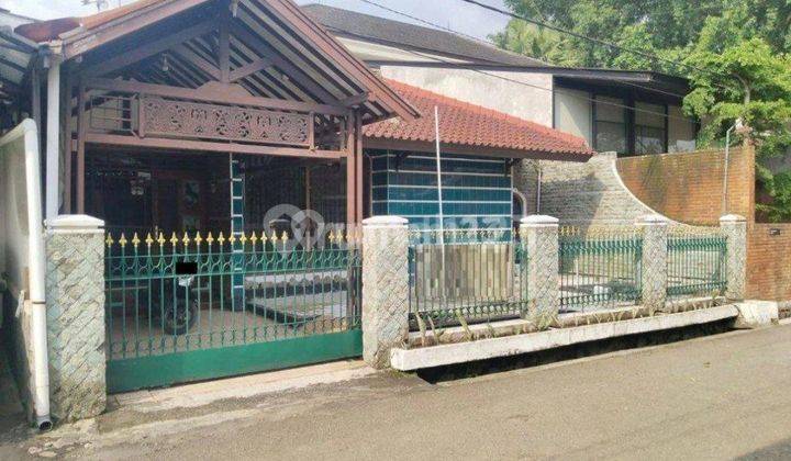 Rumah Lama Lokasi Strategis Arcamanik Belakang Griya 1