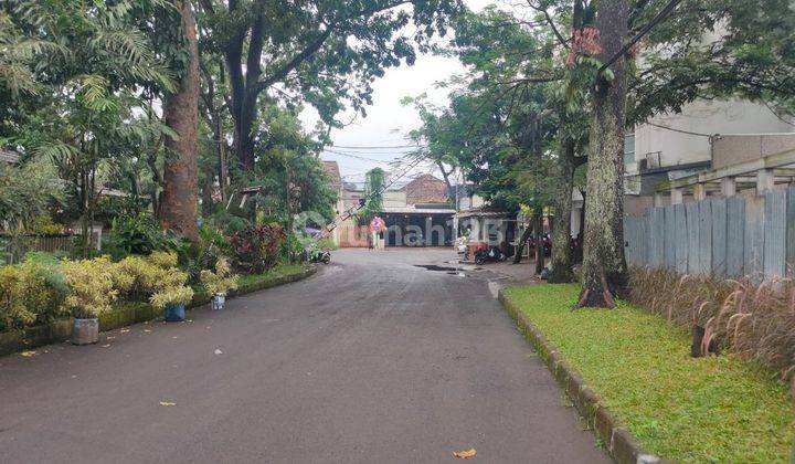 Rumah di Sayap Riau Llre Martadinata, Bandung 2