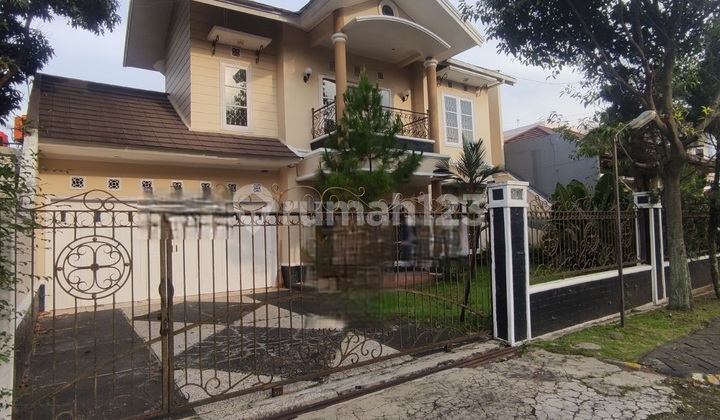 Rumah Bagus SHM Komplek Batununggal, Bandung