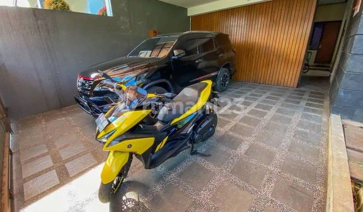 Well-maintained luxury house ready to occupy, Turangga Buahbatu