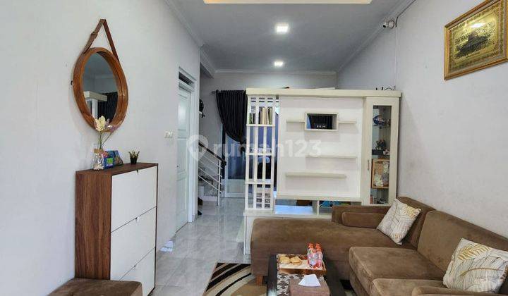 Rumah 2 Lantai Bagus SHM di Antapani, Bandung 2