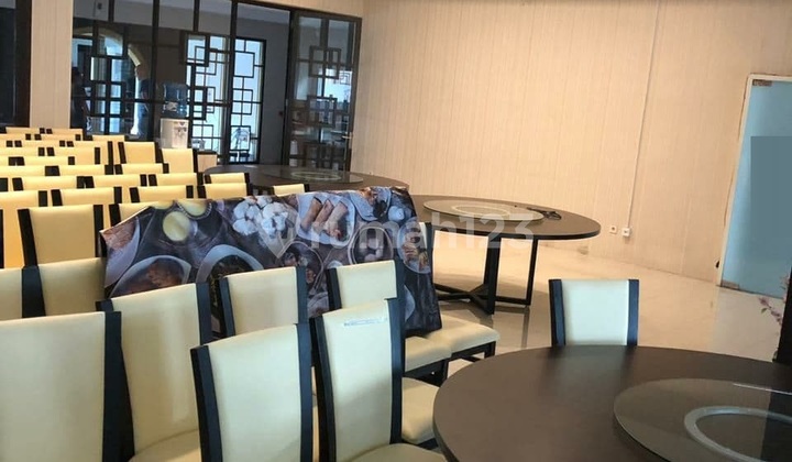 Ruang usaha strategis sayap Cipaganti eks resto 2