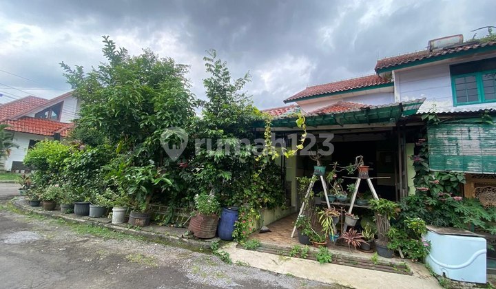 House in the Elite Area of Arcamanik Near West Java Sport 2