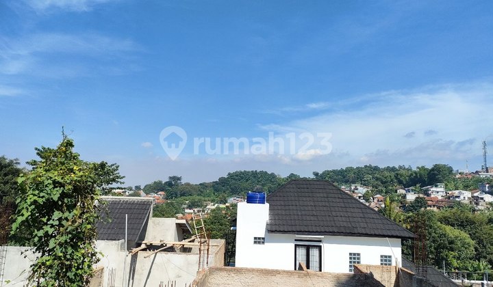 rumah Baru di Sindanglaya