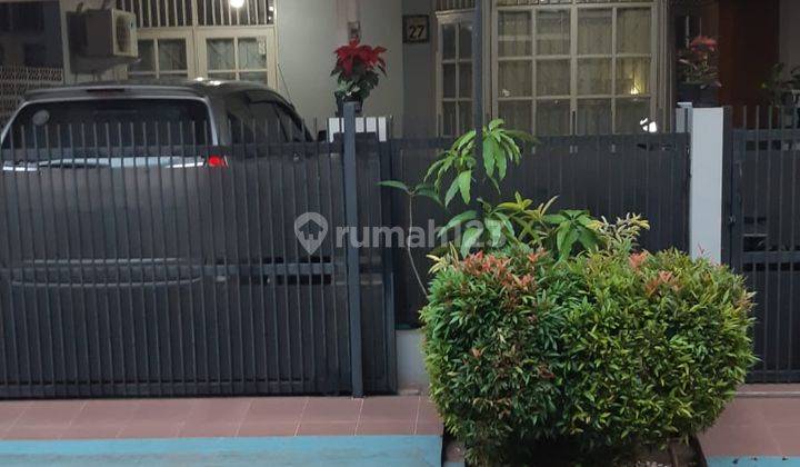 Rumah Bagus Dan Rapi di Sektor 5 Bintaro Tangerang Selatan 1