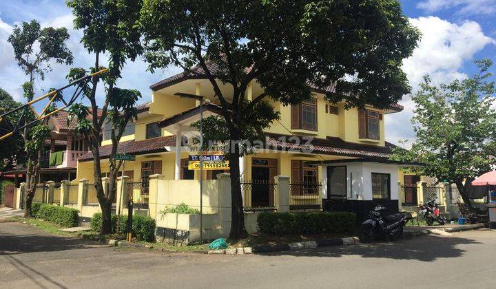 Rumah 2 Lantai Bagus di Jl. Camar Raya, Tangerang Selatan 1