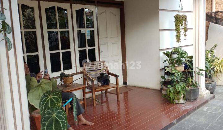 Rumah 2 Lantai Bagus SHM di Jl. Nusa Indah Atas, Malang 1