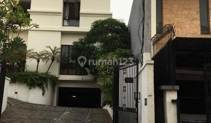 Rumah 2 Lantai Bagus SHM di Jl. Bangka, Jakarta Selatan 1