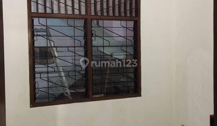 Rumah 2 Lantai Bagus di Bumi Bintaro Permai, Jakarta Selatan 2