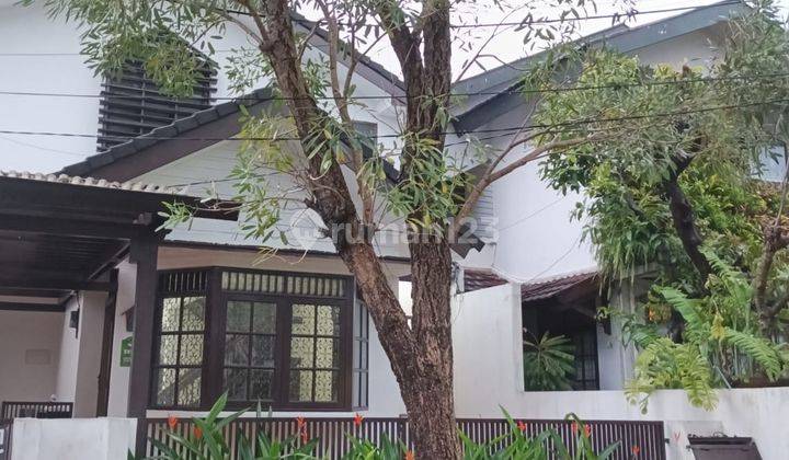 Rumah Bagus Furnished SHM di Jl. Kutilang, Jakarta Selatan 1