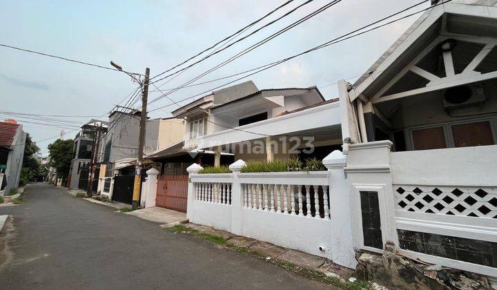 Rumah 2 Lantai Bagus PJMI , Tangerang Selatan 1