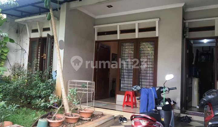 For Sale: House in Bintaro Sector 2, South Tangerang For Sale: House in Bintaro Sector 2, South Tangerang
