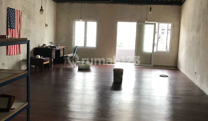 For sale. Pluit house. 90 meters X 2 floors. neat neat.