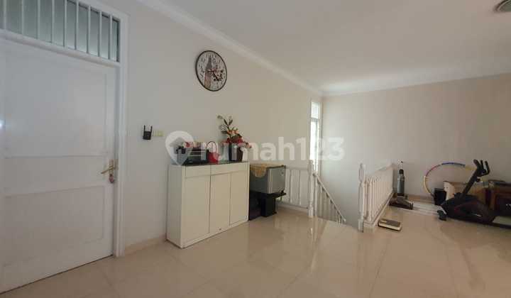 Dijual Rumah di Puri Indah Kena Tusa Rapi Siap Pakai 2