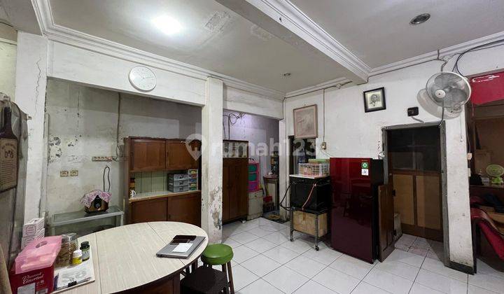 Rumah tua dijual ,jln setia kawan roxy , 2