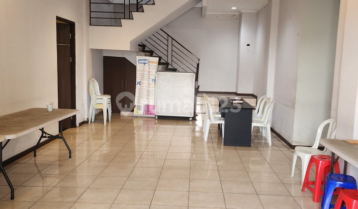 Cheap for Sale: 4 Connected Shophouses for Only 6M Cheap for Sale: 4 Connected Shophouses for Only 6M