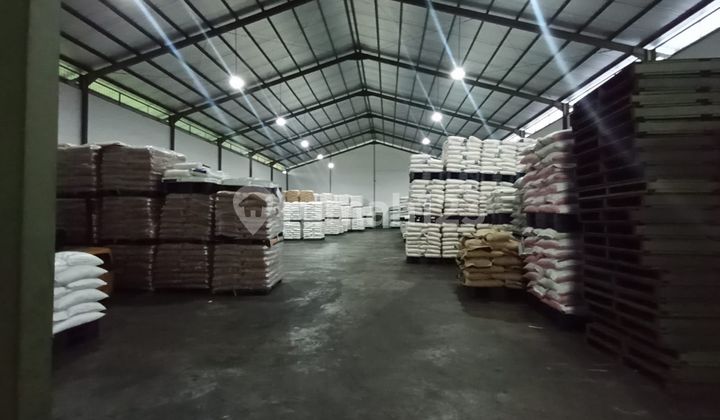 Warehouse for rent, 1,950 square meters, Bitung, Cikupa Warehouse for rent, 1,950 square meters, Bitung, Cikupa
