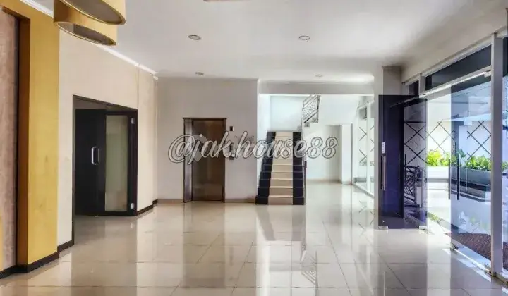 The new building at Jak-Tim 5