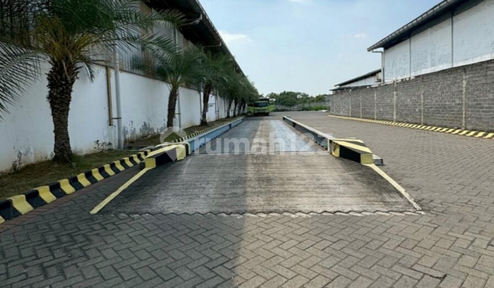 Factory Warehouse in Menganti Gresik