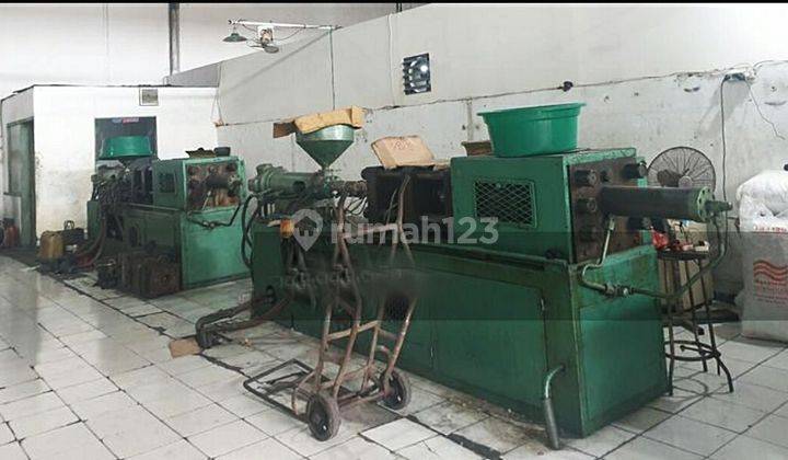 Pabrik Rungkut Industri  5