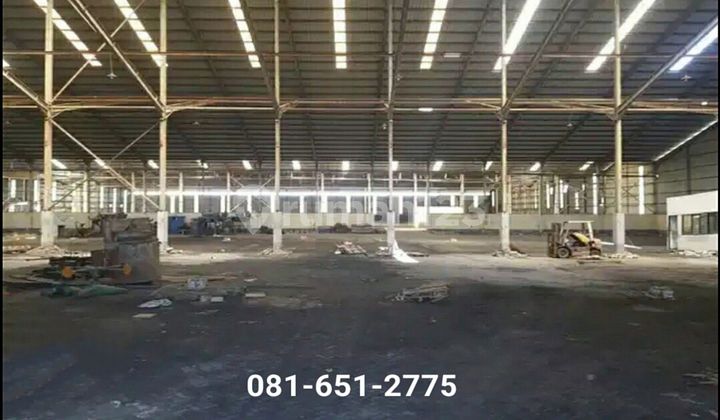 Gudang di Margomulyo Surabaya.