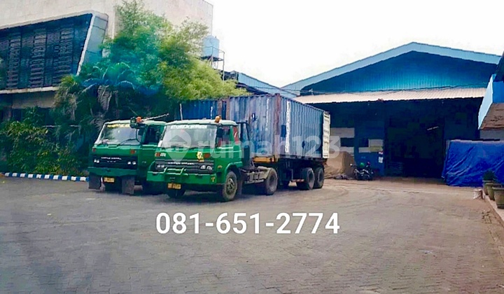 Mayjen Sungkono Gresik Warehouse Factory. Mayjen Sungkono Gresik Warehouse Factory.