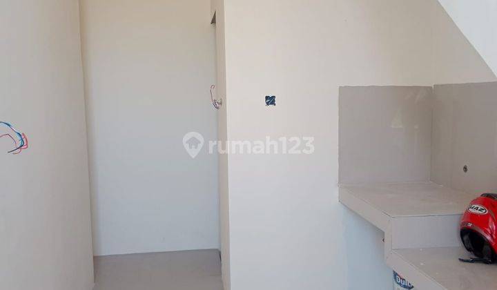 Jual Rumah 2 Lantai Siap Huni Di Gunung Anyar Tambak 2