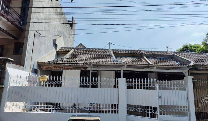 Dijual Murah Rumah 2lt Renovasi di Darmo Indah Barat 1