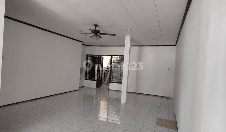 Dijual Murah Rumah 2lt Renovasi di Darmo Indah Barat 2