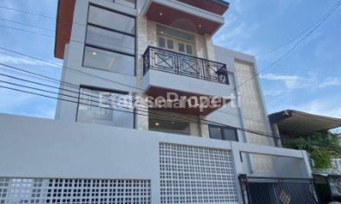 Dijual rumah baru gress kolam renang di Sedati 1