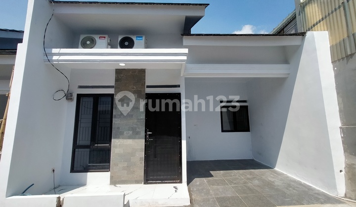 Move-in Ready House Near Train Station 1