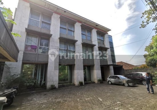 Dijual Rumah Dan Ruang Usaha Di Mainroad Supratman Bandung 10