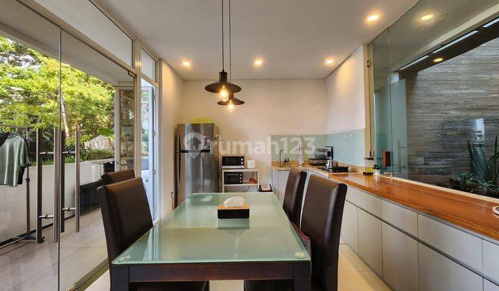 Dijual Rumah 4 Lantai di Awiligar Bandung Utara 1