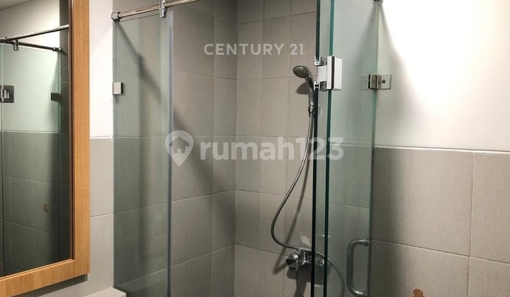 Nice Strategic Apartment for Sale at Attractive Price in Bintaro Icon Nice Strategic Apartment for Sale at Attractive Price in Bintaro Icon