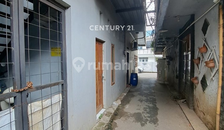 Strategic Shop House for Sale at Attractive Price in Pondok Ranji 2