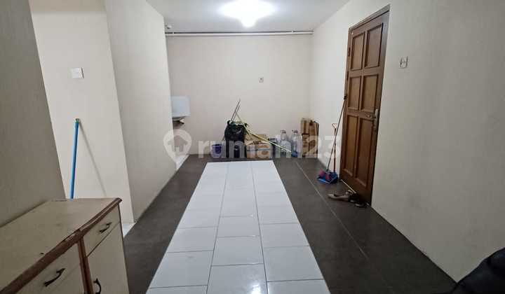 For Rent Laguna Pluit Apartment 2 BR semi furnished