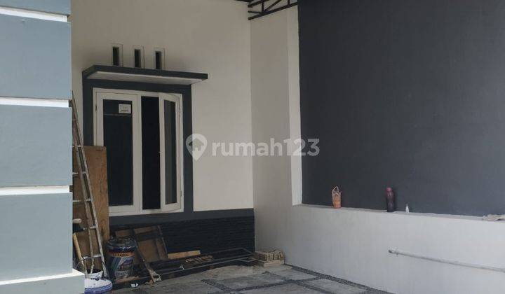 Rumah 2 lantai dalam perum siap huni dekat dengan Mall Ambarukmo plaza 2