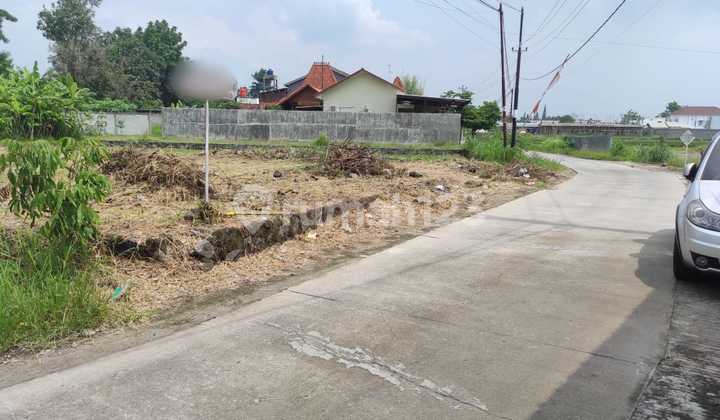 Tanah hook Bagus Muka Lebar Ada 5 Kavling Di Maguwoharjo 