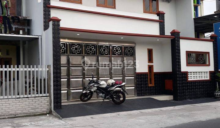 Rumah Furnish Strategis Pinggir Jalan Dekat Pusat Kota Jogja  2