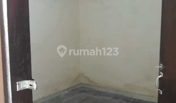 Rumah Siap Huni Dekat Ambarukmo Plaza Cocok Untuk Keluarga Atau Kantor Usaha 13
