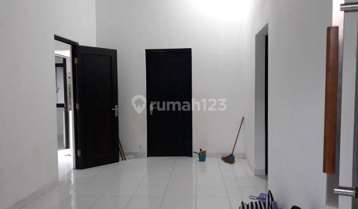 Rumah Siap Huni Dekat Sekolah Olifant Dan Atmajaya Demangan Jogja 3