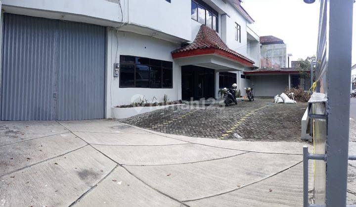 Gedung Kantor Ada Gudang Parkir Luas Dekat Pusat Kota Jogja  2
