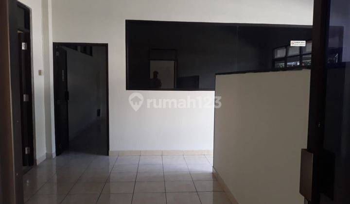 Gedung Kantor Ada Gudang Parkir Luas Dekat Pusat Kota Jogja  9