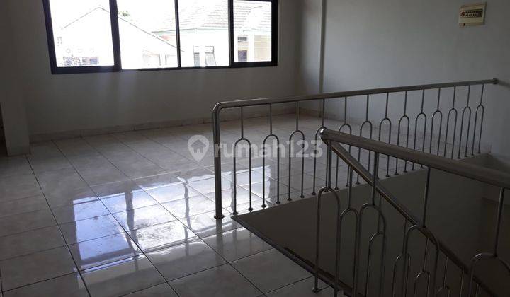 Gedung Kantor Ada Gudang Parkir Luas Dekat Pusat Kota Jogja  12